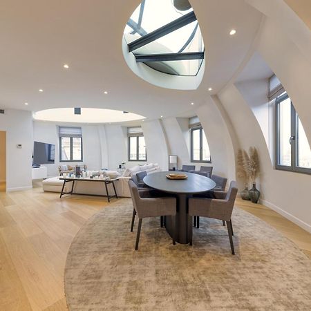 Triplex Penthouse In The City Center Брюссель Экстерьер фото