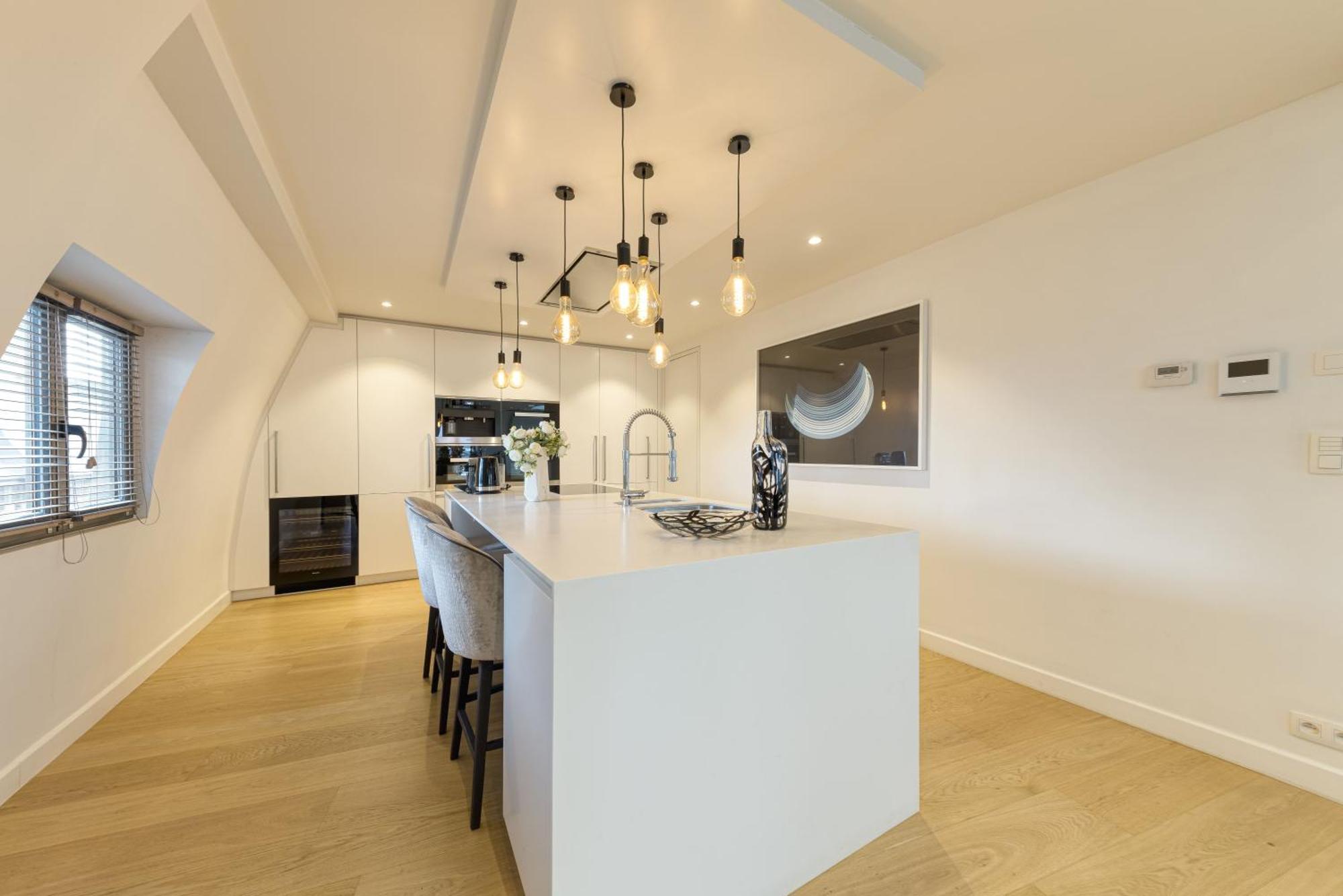 Triplex Penthouse In The City Center Брюссель Экстерьер фото